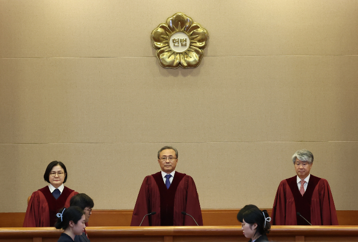 헌법재판관들. 연합뉴스 