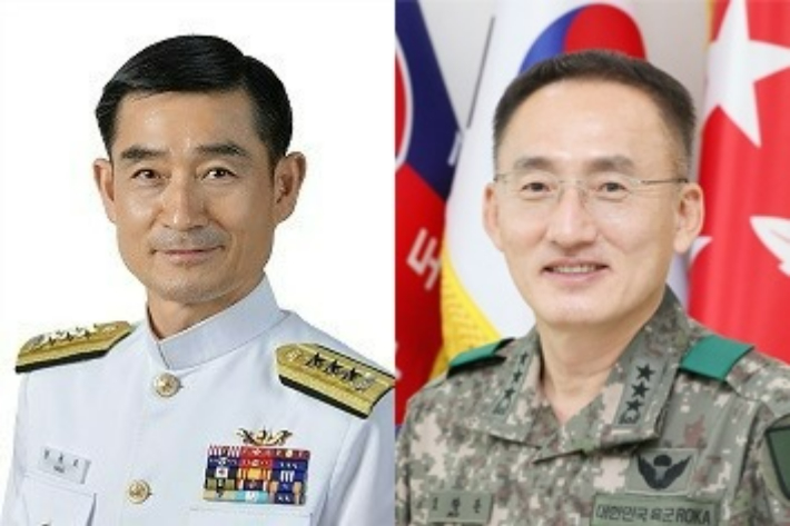 왼쪽부터 양용모 신임 해군참모총장과 고창준 신임 2작전사령관. 국방부 제공