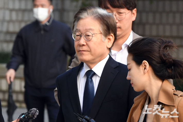 법원, 이재명 대표 연루 '백현동·대장동' 사건 병합 결정