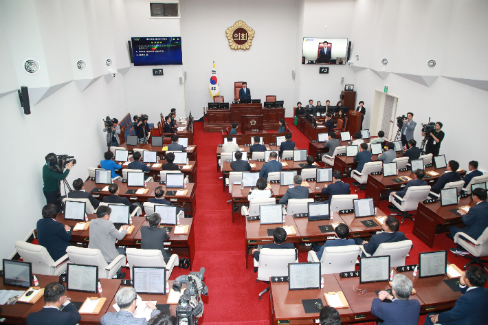 제주도의회 본회의 모습. 도의회 제공