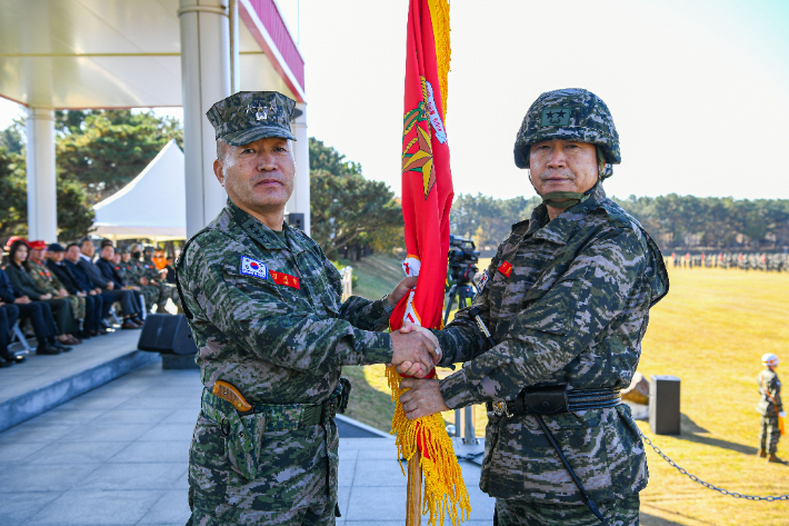 해병대 1사단 제44대 주일석 사단장 취임…