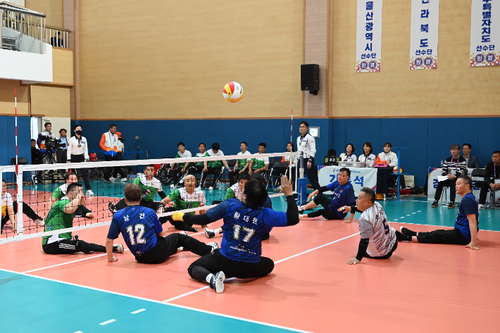 대회 9연패를 달성한 충남 좌식배구. 충남도 제공