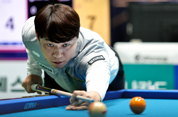 한국 당구 최초의 세계3쿠션선수권 우승자 최성원. PBA