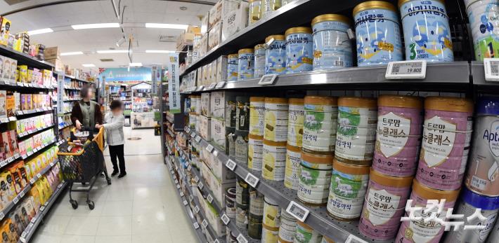 치솟는 육아물가..분유도 비싼데 기저귀값도 