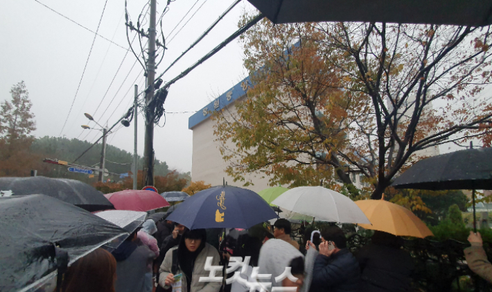 16일 경남 창원중앙고 시험장. 이형탁 기자