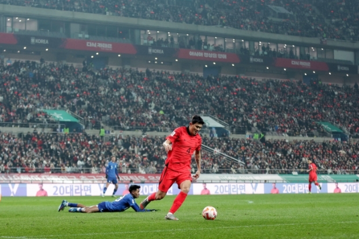 풀타임을 소화한 김민재. 대한축구협회