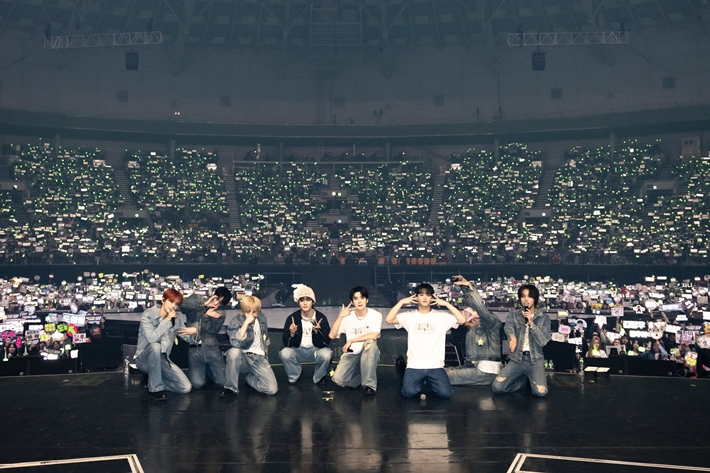 NCT 127은 오는 24~26일 3일 동안 서울 송파구 올림픽공원 체조경기장에서 남은 공연을 이어 간다. SM엔터테인먼트 제공