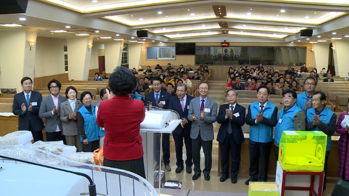 '소외된 이웃이 없는 세상'을 세워가는 (사)나눔과 기쁨 대구연합회가 후원의 날 행사를 대구서현교회 하층예배실에서 열었다.