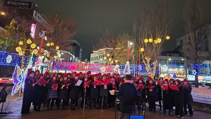 전주 오거리광장 성탄트리 점등식. 전북CBS제공