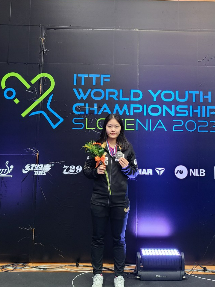 3일(현지시간) 슬로베니아 노바고리차에서 열린 2023 세계청소년탁구선수권대회 15세 이하(U-15) 여자단식에서 은메달을 딴 유예린. 대한탁구협회