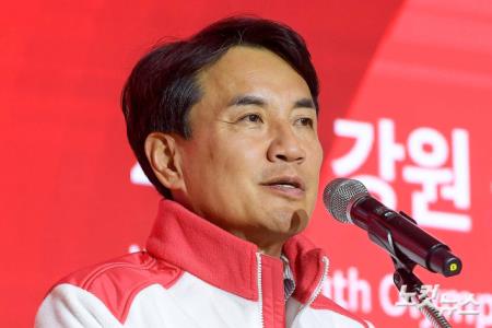 축사하는 김진태 강원특별자치도지사