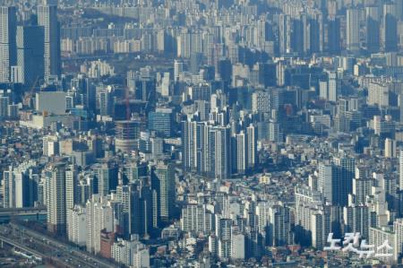 아파트값 5개월 만에 하락