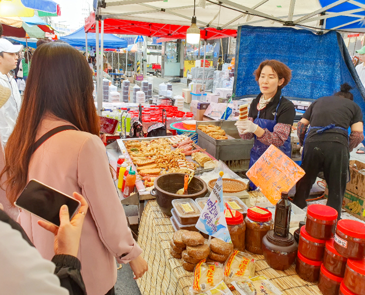 대덕 시티투어-대덕고래여행 참가자. 대덕구 제공