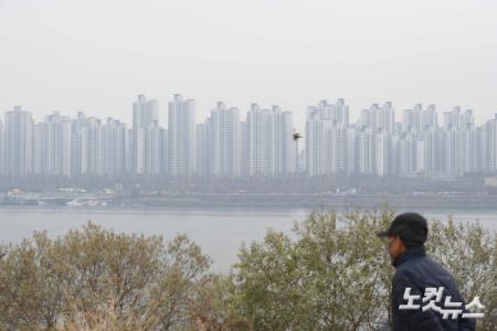 미세먼지로 탁한 도심