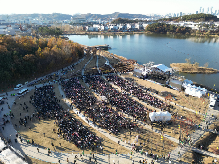 지난달 25일 백만화성축제 동탄호수공원 항공촬영. 화성시청 제공
