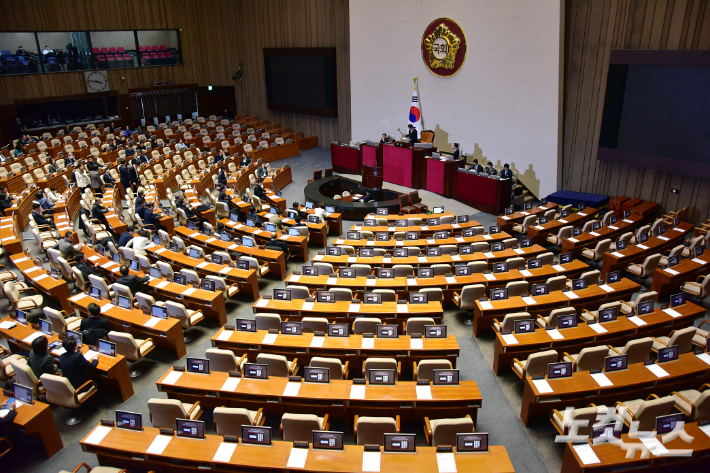 국회 본회의장. 윤창원 기자