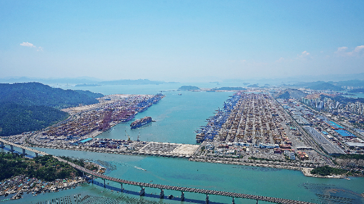 부산항 전경 부산 김문수 후보