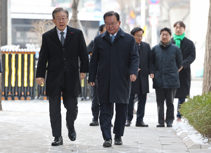 이재명 대표, 김부겸 전 총리와 회동. 연합뉴스