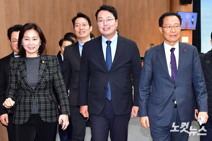 개혁신당 창당준비위원장들과 함께하는 문병호 전 의원