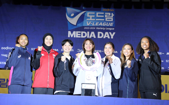 지난해 10월 미디어데이에 참석했던 아시아쿼터 선수들. 연합뉴스