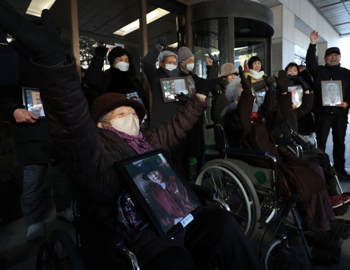 강제동원 피해자 또 승소… 대법 "일본 후지코시, 배상하라"