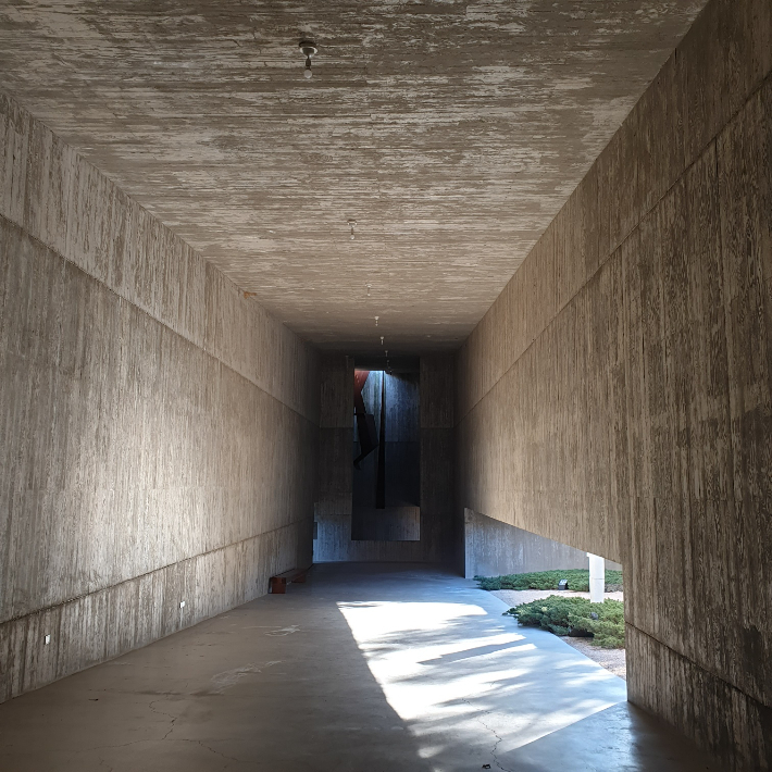 소요헌 내부.. 극강의 단순함을 추구하는 철학을 엿볼 수 있다. 사유원 제공