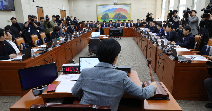 정무위 전체회의. 연합뉴스