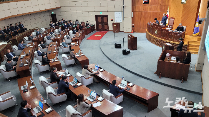 군산시의회 본회의장. 도상진 기자