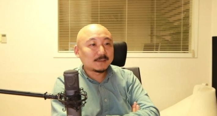 웹툰 작가 주호민. 트위치 동영상 갈무리