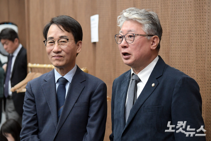 이원욱·조응천 의원. 윤창원 기자