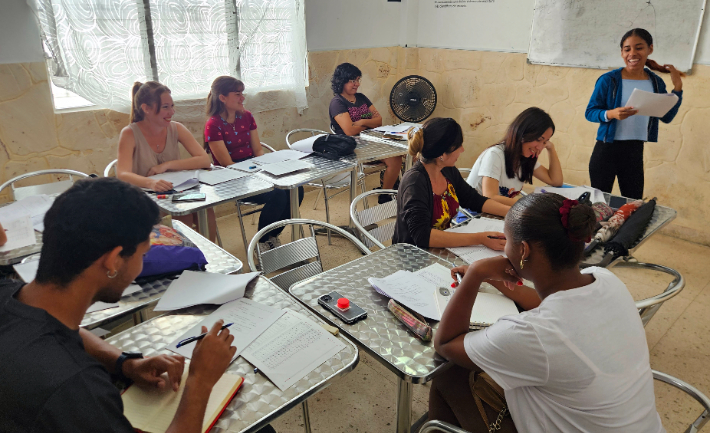 17일(현지시간) 쿠바 아바나에 있는 한글학교에서 한국어 수업이 진행되고 있다. 교사와 학생 모두 쿠바 현지인이다. 연합뉴스