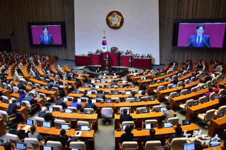 더불어민주당 홍익표 원내대표, 교섭단체대표연설