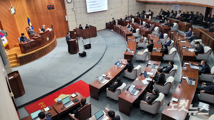 군산시의회 본회의장. 도상진 기자