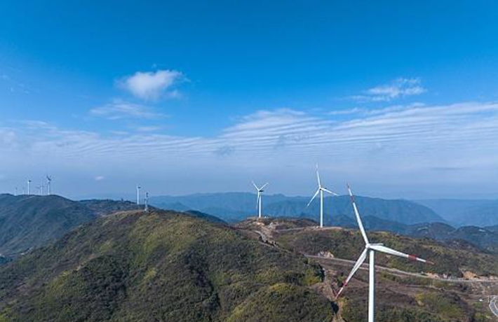 중국 충칭의 풍력 터빈. 연합뉴스