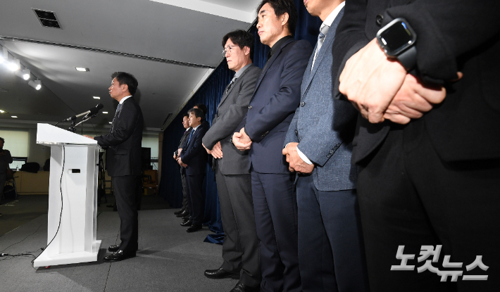 정몽규 대한축구협회장이 16일 오후 서울 종로구 축구회관에서 브리핑을 갖고 클린스만 감독의 경질을 발표하고 있다. 황진환 기자