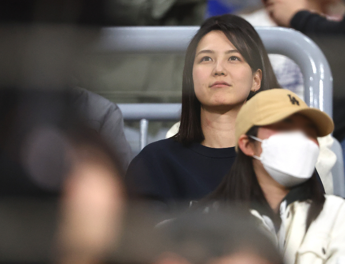 오타니 쇼헤이의 아내 다나카 마미코. 연합뉴스 