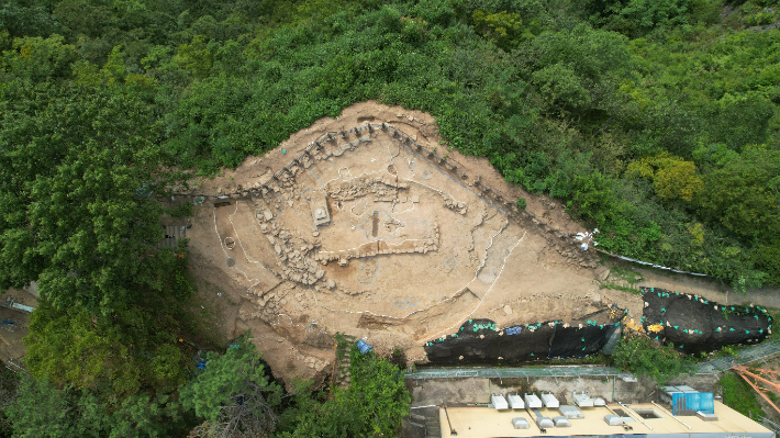 진주 망진산 봉수대. 경남도청 제공 