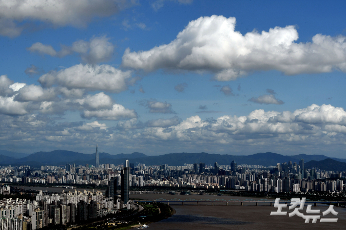 여의도 63빌딩에서 바라본 서울. 황진환 기자
