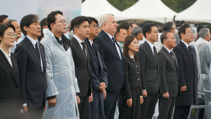제76주년 제주4.3 희생자 추념식에 참석한 정치권 인사들. 고상현 기자 