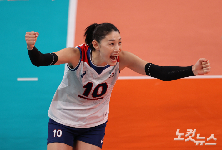 2020도쿄올림픽 여자 배구 동메달 결정전에서 김연경 선수가 경기를 치르고 있다. 노컷뉴스