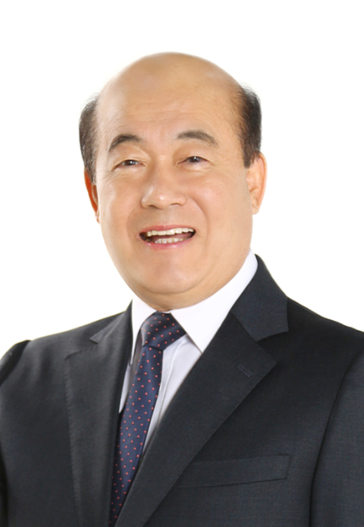 선택2024 강원CBS·강원영동CBS 총선 특집에 출연한 새로운미래 춘천철원화천양구 갑 조일현 후보. 