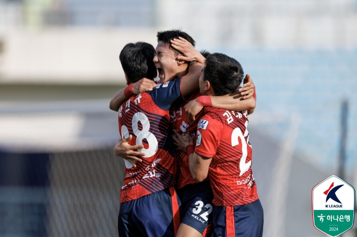 정치인 멀티골. 한국프로축구연맹