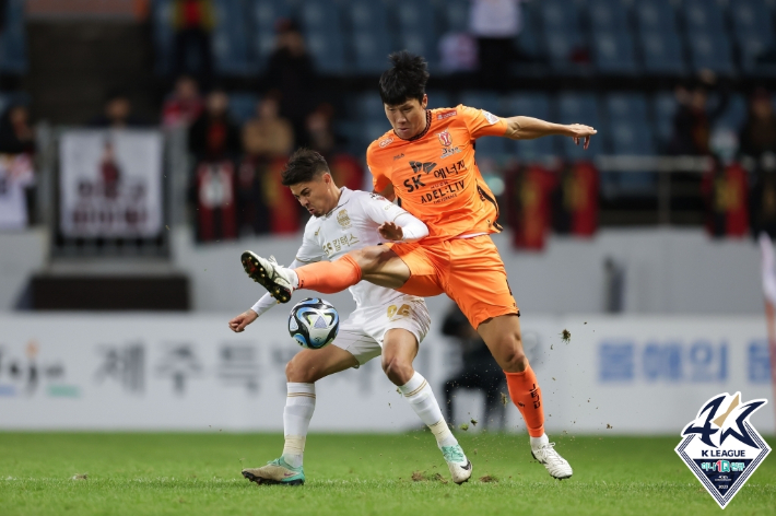 제주 송주훈. 한국프로축구연맹