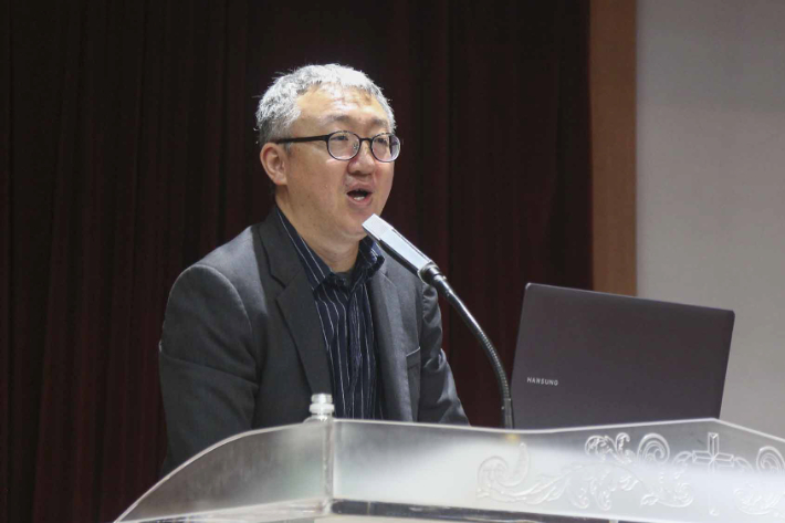 '연결된 고통' 이기병 교수, 포항제일교회에서 북토크 개최