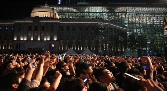 2012년 싸이 서울광장 콘서트. 서울시 제공