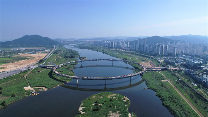 드론 촬영 이응다리 전경. 세종시 제공