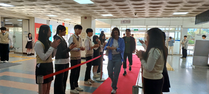 천안두정고 제공