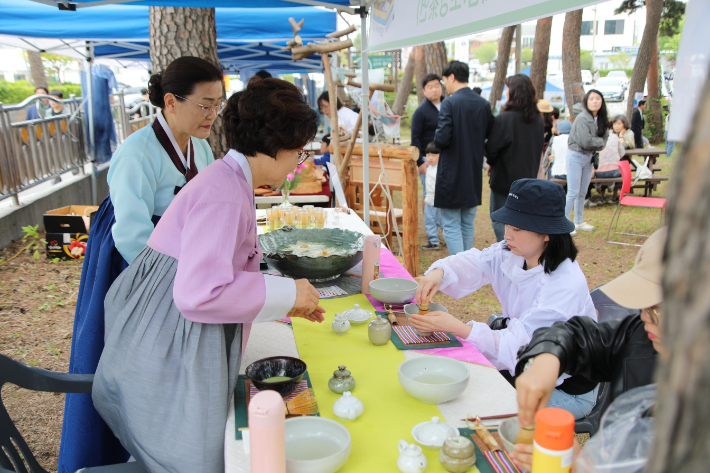 초당 미식로드축제 '초당도시락(樂)'. 강릉시 제공