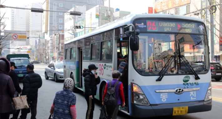 부산시내버스. 연합뉴스