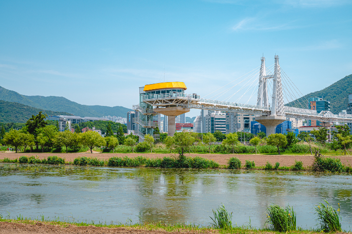 화명생태공원 전경. 부산관광공사 제공